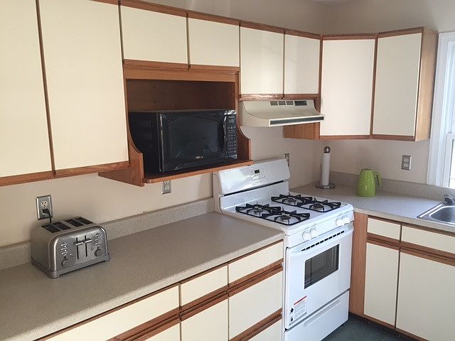 large kitchen, new appliances