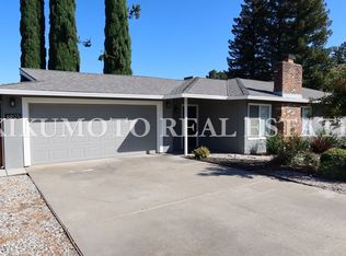 6805 Pocket Rd, Sacramento, CA 95831