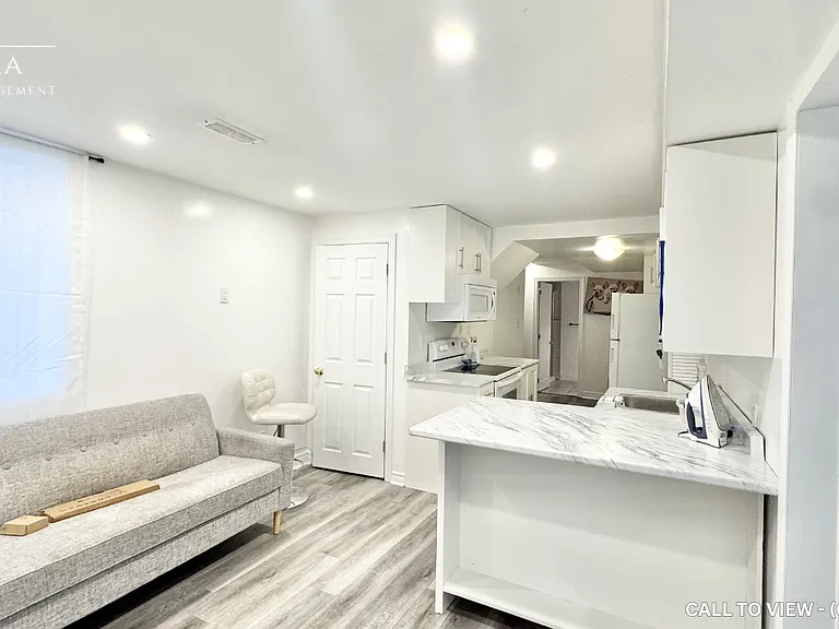 23 Riehm St #2 — Photo 2