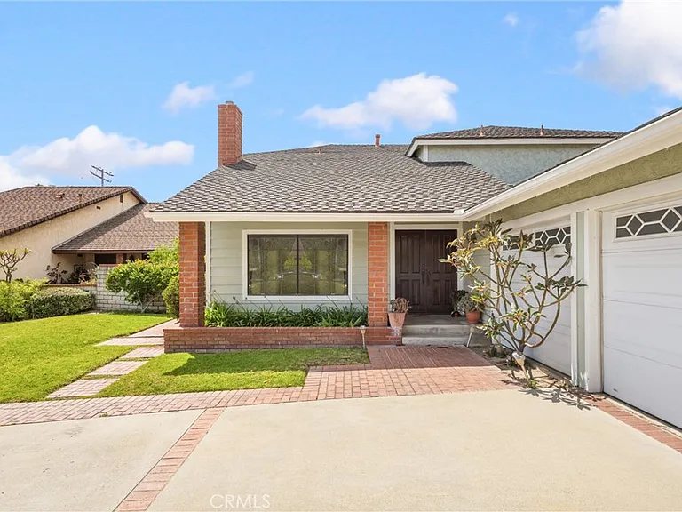 5 Carol Pine Ln — Photo 5