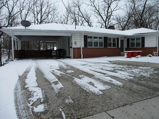 2nd image of 10 Morningside Dr