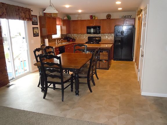 3rd image of 8321 Parori Ln