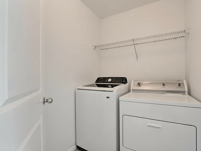 586 Beaver Blvd #A — Photo 24