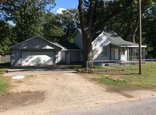 2924 Austin St, Norton Shores, MI 49444