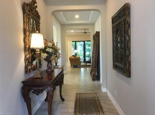 9270 Woodhurst Dr, Naples, FL 34120