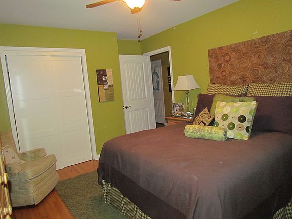 Bedroom #1