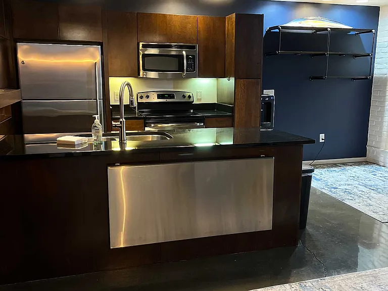 400 Salem Ave #2E — Photo 5