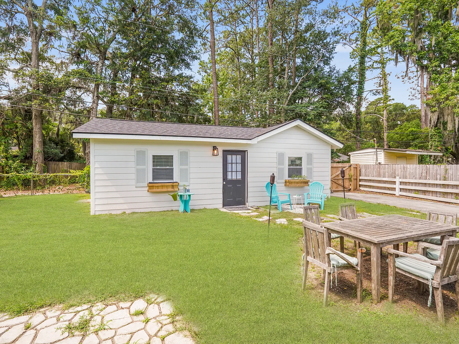 1 bed, 641 sqft, $1,995 — Photo 3