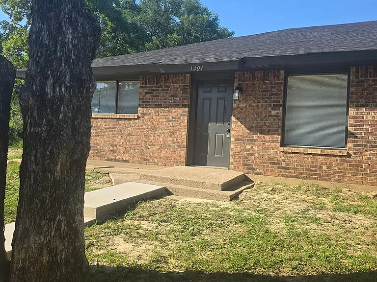 1401 Arvel Cir — Photo 24