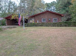 288 Rogers Dr, Manchester, TN 37355