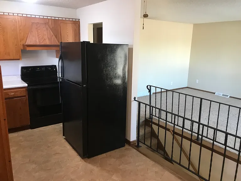608 NE Wanda Dr #608 — Photo 6