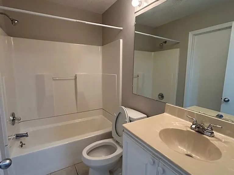803 W Island Square Dr — Photo 8