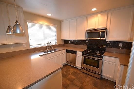 3rd image of 2632 W Buena Vista Dr