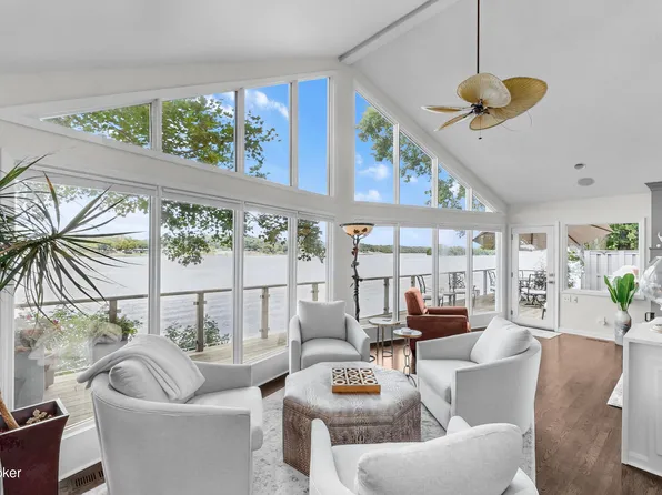 7222 Beachland Beach Rd, Prospect, KY 40059