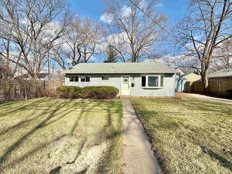 1st image of 2707 Ridge Ave