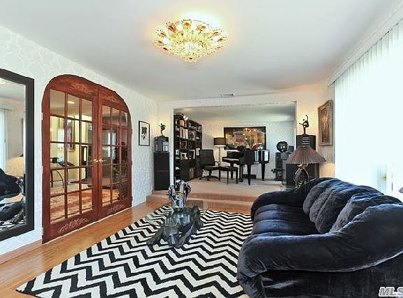 2nd image of 345 Ivy Ave