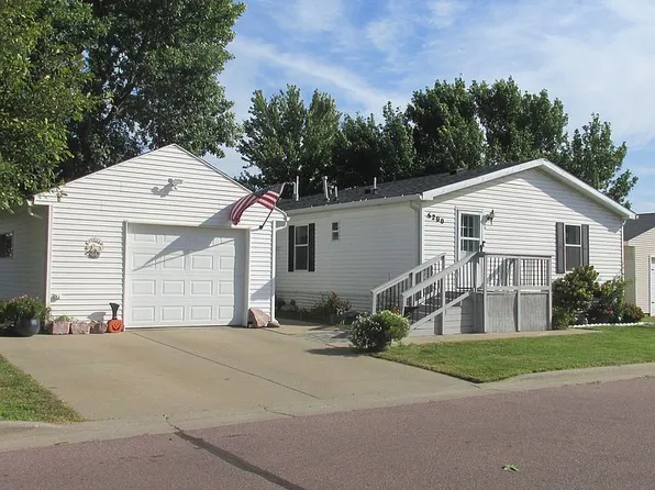 6200 W Misty Glen Pl, Sioux Falls, SD 57106