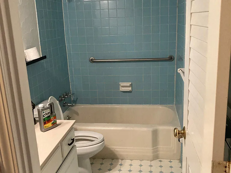 520 N Negley Ave #1 — Photo 2