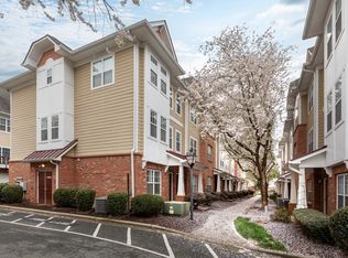 1204 Taliesin Ct, Charlotte, NC 28204