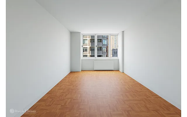 Sold by Douglas Elliman | media 28