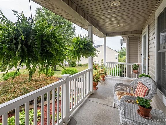 5th image of 5217 Taylor Lake Ln