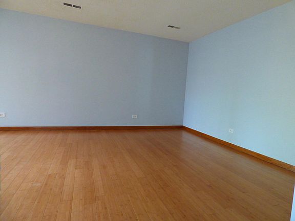 3rd image of 653 South Blvd #206
