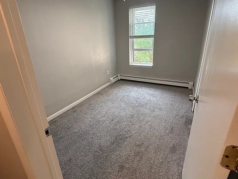 120 Seward St — Photo 10
