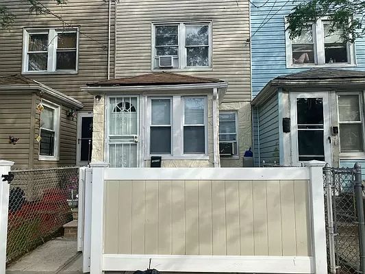 1st image of 154-04 118th Ave