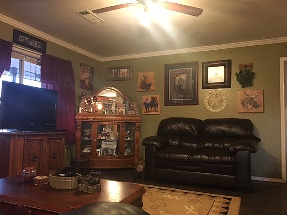 3rd image of 113 Ayers St