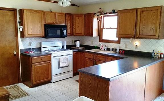 4th image of 178 Heritage Hills Ln