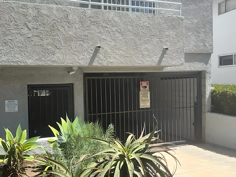 11840 Venice Blvd #103 — Photo 11