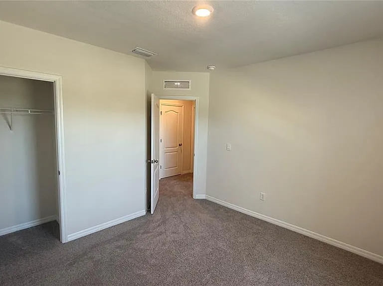 2114 Gentle Rain Dr — Photo 25