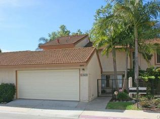 8458 Oakstone Cir, Huntington Beach, CA 92646