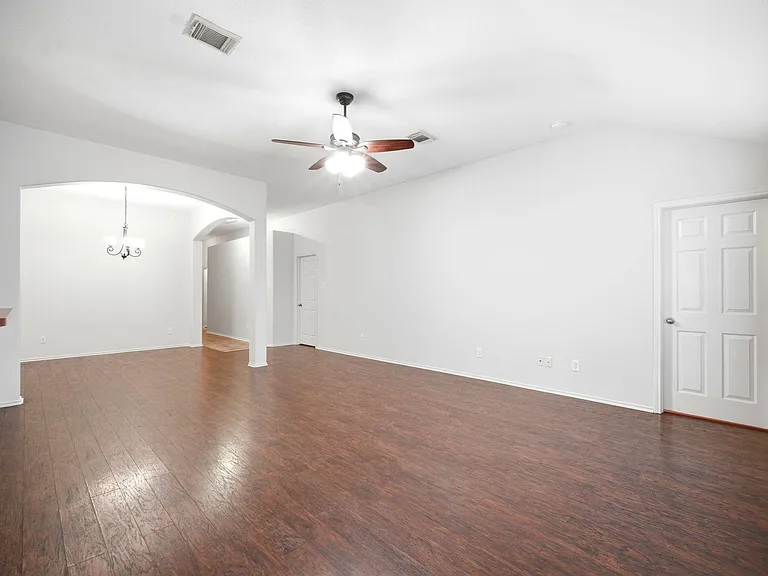 6931 Hamilton Falls Ln — Photo 12