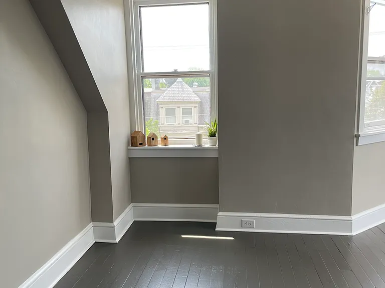 433 Windsor St #3 — Photo 10