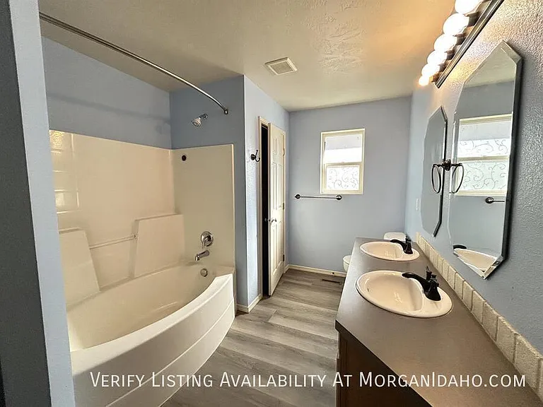 1723 W Bayeux Dr — Photo 12