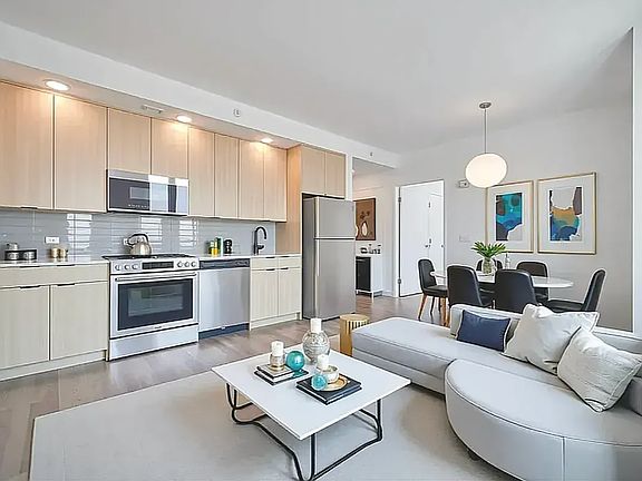 4th image of 2455 3rd Ave APT 11E