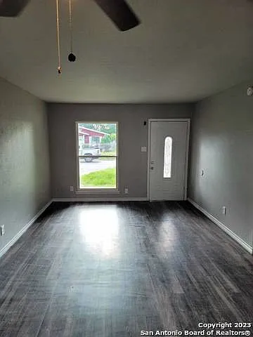 3 bed, 1160 sqft, $1,500 — Photo 3