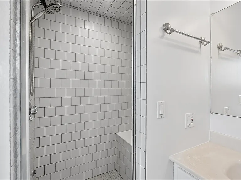 153 G St — Photo 8