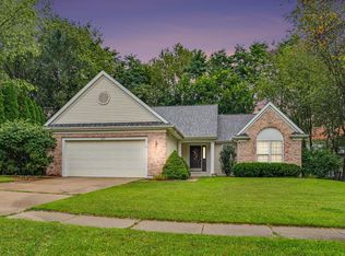 277 Equestrian Dr, Portage, MI 49002