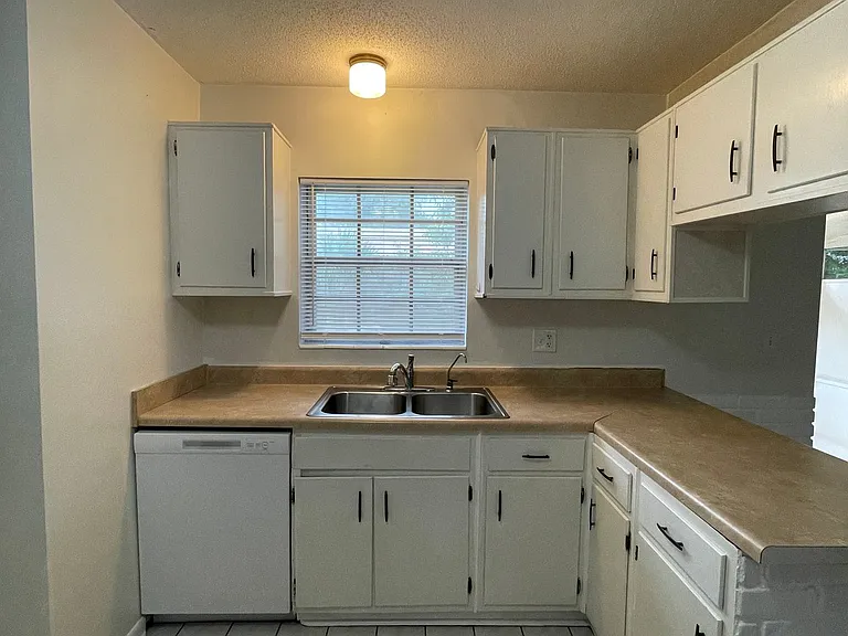 48 Fawn Ln — Photo 7