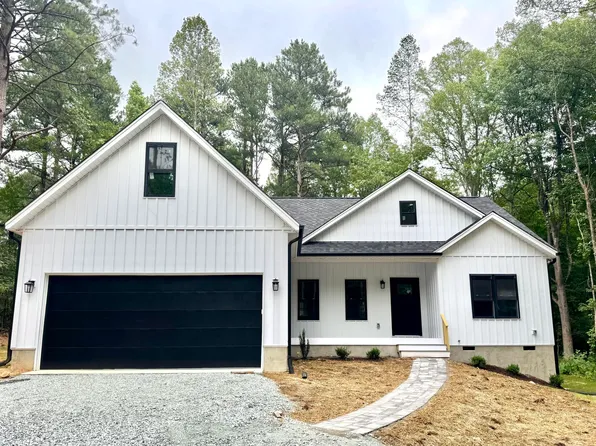 25 Brookland Dr, Roxboro, NC 27573