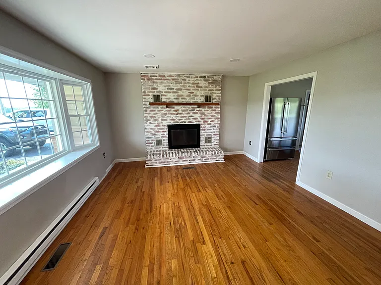 438 Walnut Run Rd — Photo 16