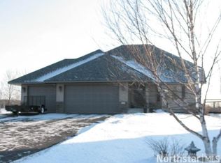 1636 Friesland Cir, Baldwin, WI 54002