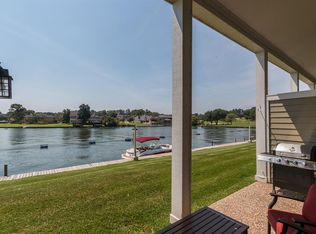 61 April Point Dr S, Montgomery, TX 77356