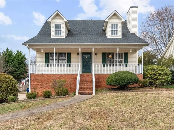 110 Crossfield Ridge Ct, Winston Salem, NC 27127