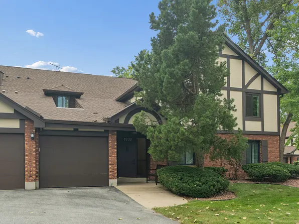 8225 Juniper Ct #34D, Palos Hills, IL 60465