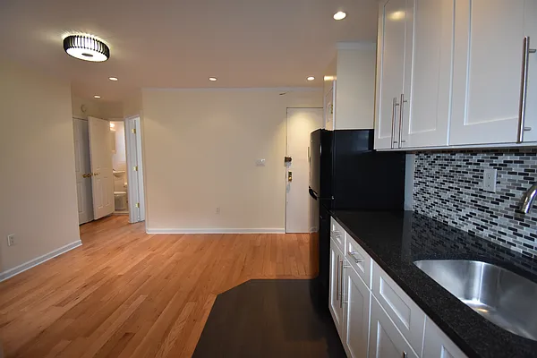 Rented by Ideal Properties Group | media 15