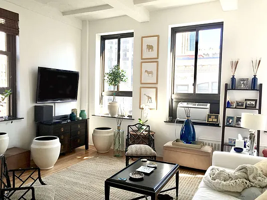 Rented by Owner | media 9