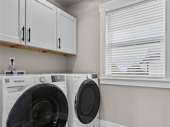 5th image of 2201 Dejong Dr Unit C